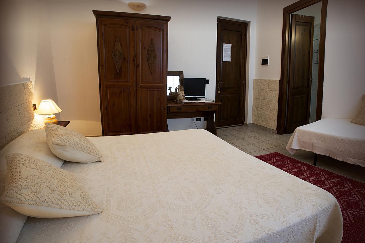 אלגהרו Agriturismo Barbagia מראה חיצוני תמונה